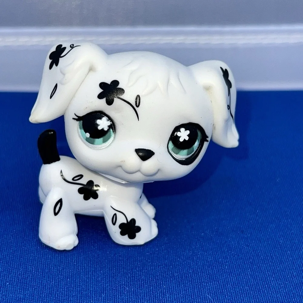 Hasbro Littlest Pet shop #469 Dog Cuddliest Dalmatian White & Black Authentic